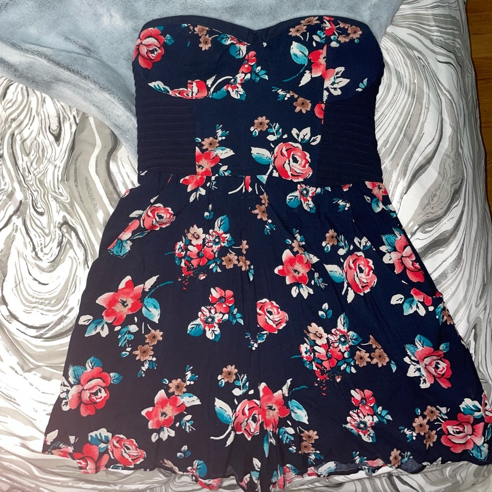 Floral romper, size small Xhilaration brand